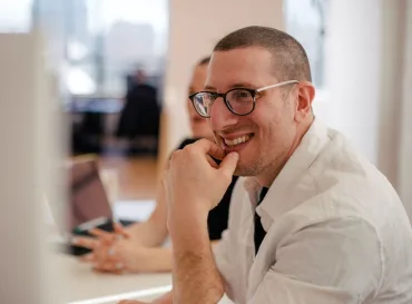 更多资讯 - hth